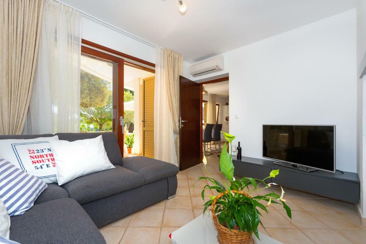 Villa Divna Zaboric Bagian luar foto